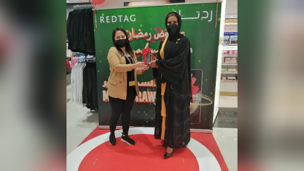 وتمّ الإعلان عن أسماء الفائزين على صفحات رد تاغ على مواقع التواصل الاجتماعي بعد إجراء السحب الرقمي من قبل الهيئات المختصة. رد تاغ تعلن عن أسماء الفائزين بسحب عروض رمضان الذي قدم ما يقارب 600 هاتف ذكي عالي الجودة من طراز سامسونج جلاكسي