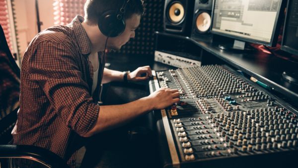 Will Rotana and Warner’s Revolutionise the Arab Music Scene?