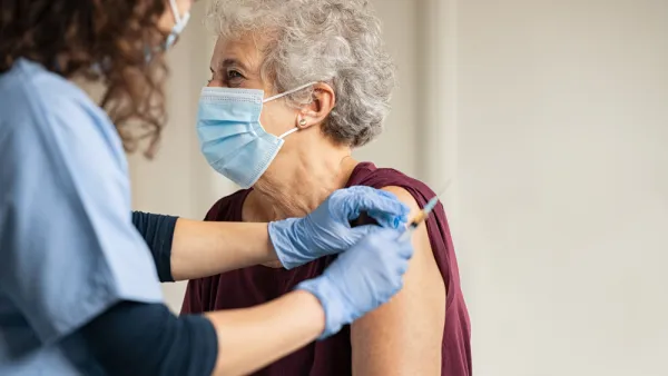 Bahrain Calls for Anyone Aged Above 50 to Register for Vaccine Booster