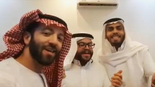 Saudi blogger hosts two Israeli tourists in his home