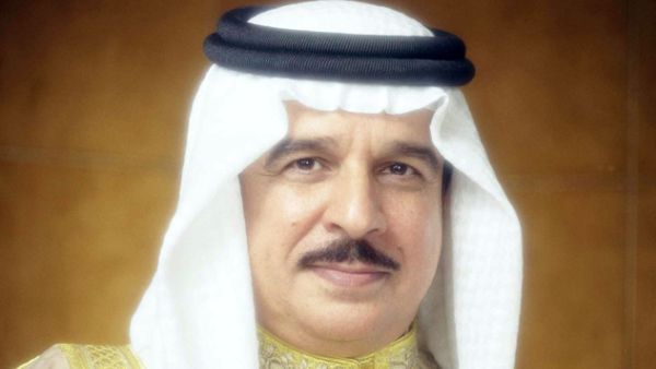 ملك البحرين يعيد تكليف ولي العهد تشكيل حكومة جديدة