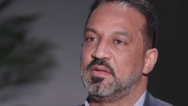 العراق.. توقيف المستشار المالي للكاظمي على خلفية "سرقة القرن"