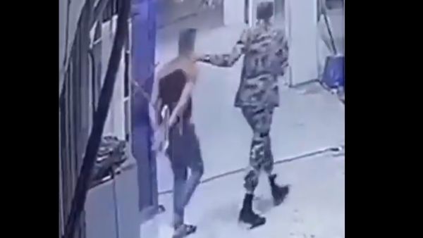 القبض منفذي سطو مسلح في الرياض (فيديو)