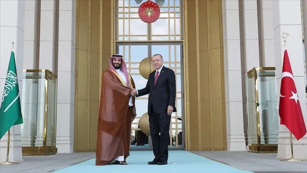 السعودية وتركيا تتفقان على إطلاق "حقبة جديدة" من التعاون في علاقاتهما
