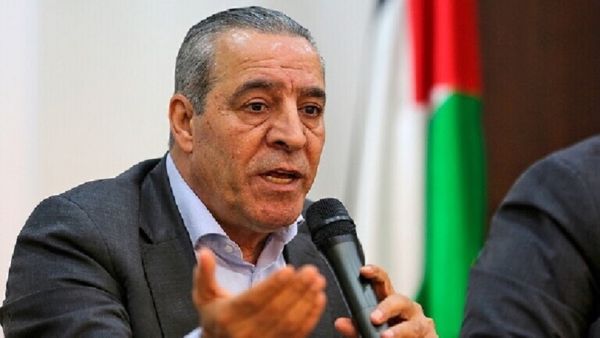 رئيس هيئة الشؤون المدينة الفلسطينية حسين الشيخ