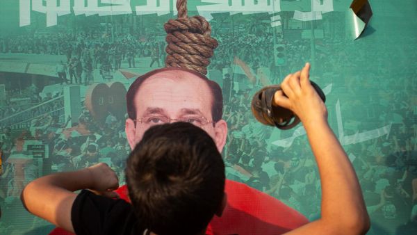 التيار الصدري يقاضي المالكي والمحكمة العليا تبت بدعوى حل البرلمان