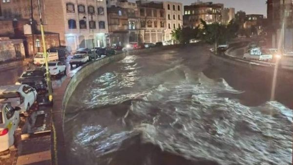 اليمن.. سيول جارفة تخلف 10 قتلى  بينهم 4 أطفال