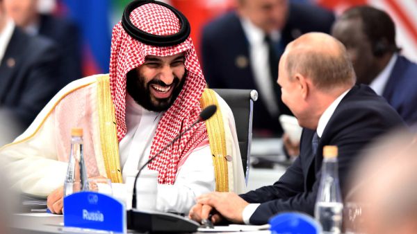 ابن سلمان يبلغ بوتين استعداد السعودية للتوسط في الازمة الروسية الأوكرانية
