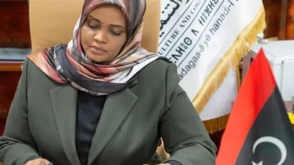 وزيرة الثقافة والتنمية مبروكة توغي
