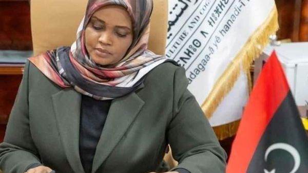 وزيرة الثقافة والتنمية مبروكة توغي