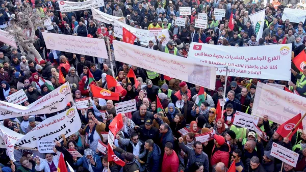 قيس سعيد يطرد مسؤولة نقابية أوروبية شاركت في تظاهرة لاتحاد الشغل التونسي