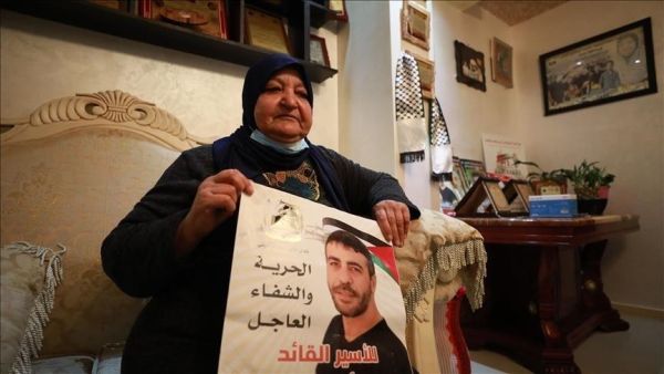 تدهور حالة أسير فلسطيني اكتفت اسرائيل باعطائه مسكنات بدل العلاج