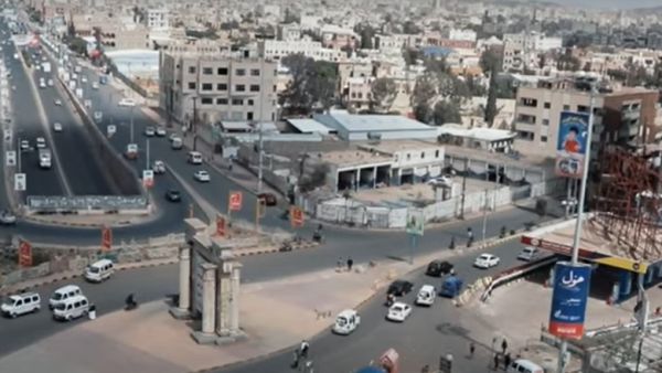 وفد سعودي في صنعاء لمباحثات مع الحوثيين حول "احلال السلام"