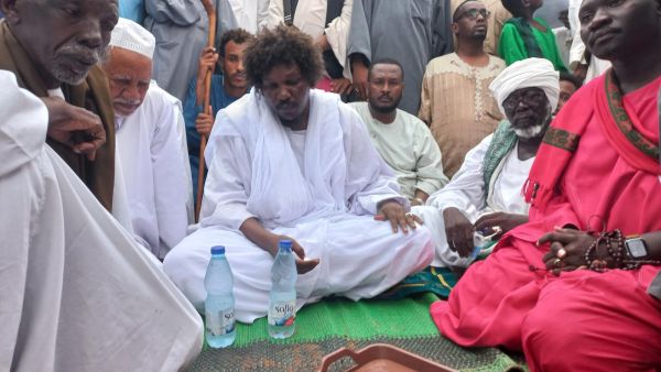 تظاهرة في الخرطوم تأييدا لمبادرة يرعاها الصوفيون ويدعمها البرهان