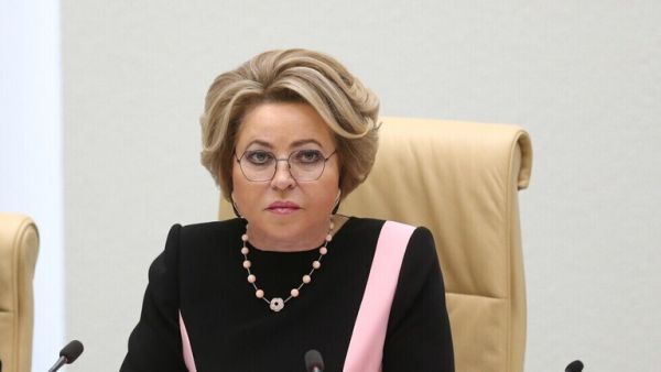 فالنتينا ماتفينكو رئيسة مجلس الاتحاد الروسي