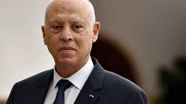 تونس.. قيس سعيّد ينشر نسخة معدلة من مشروع الدستور