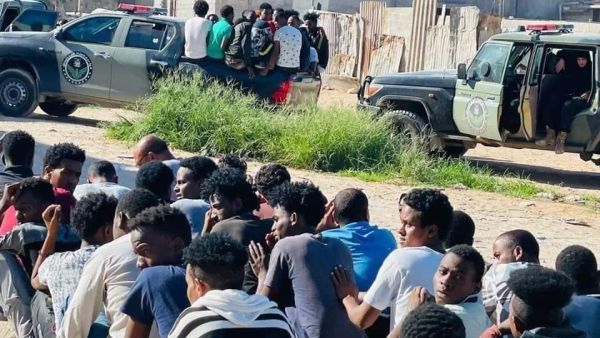 اعتقال الاف المهاجرين خلال حملة أمنية غربي ليبيا
