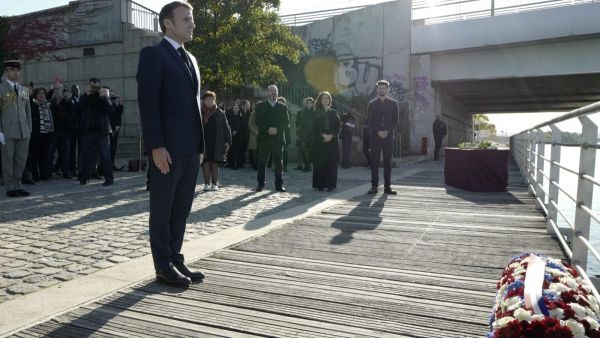 ماكرون يندد بمجزرة باريس ضد الجزائريين عام 1961