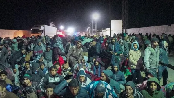 تحرير 1300 مصري احتجزتهم عصابات جريمة في ليبيا