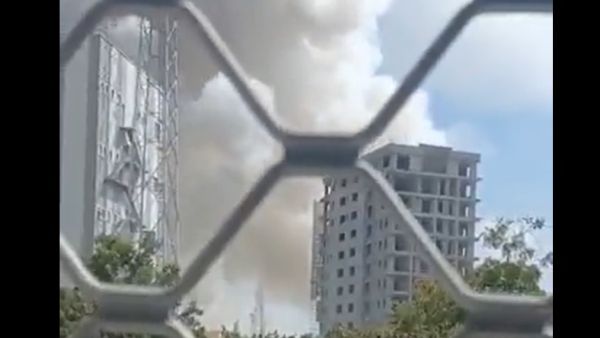 هجوم بسيارتين مفخختين يستهدف وزارة التعليم الصومالية