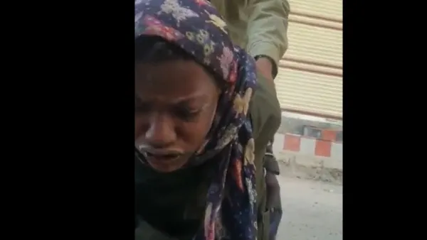 القبض على الفتاة مصاصة دماء الكلاب في صنعاء