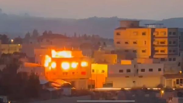 شهيد بمخيم الدهيشة وتفجير منزل منفذ عملية "بني براك" في يعبد