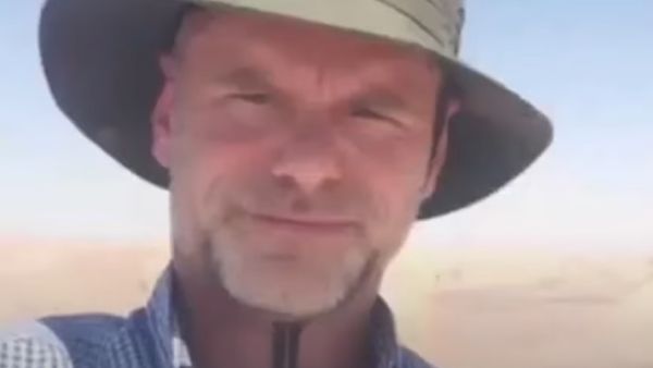 إيران تعلن ضبط نائب السفير البريطاني أثناء قيامه بأنشطة تجسسية