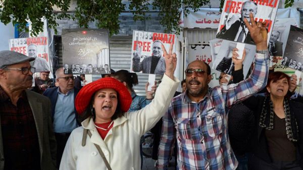 منظمة العفو تدعو السلطات التونسية لاطلاق المعارضين المعتقلين