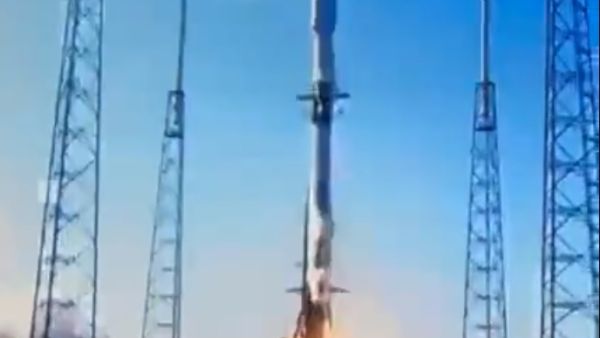 "كويت سات 1".. الكويت تعلن نجاح اطلاق أول اقمارها الى الفضاء