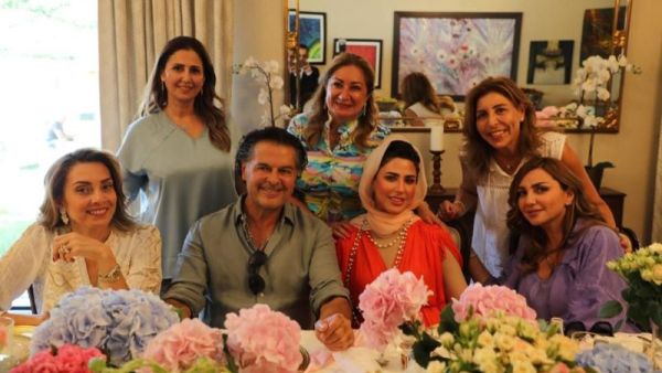 العراق يستدعي سفيره في الأردن على خلفية صور زوجته مع راغب علامة