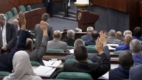 مشروع قانون جديد يشدد القيود على وسائل الإعلام في الجزائر