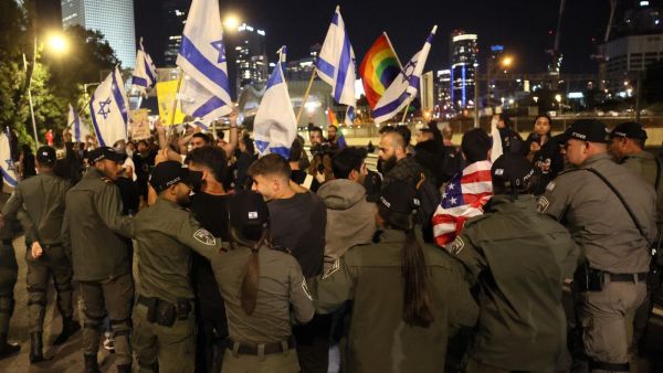 170 الف متظاهر في تل ابيب مع تجدد الاحتجاجات ضد حكومة نتنياهو