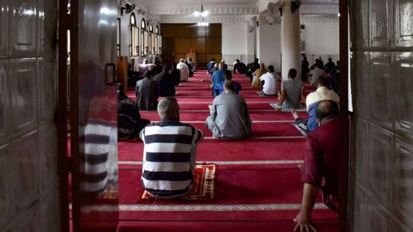 إقامة صلاة الجمعة في مساجد الحزائر لأول مرة منذ 8 أشهر