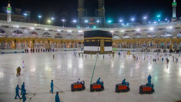 الحج يبدأ بعدد محدود