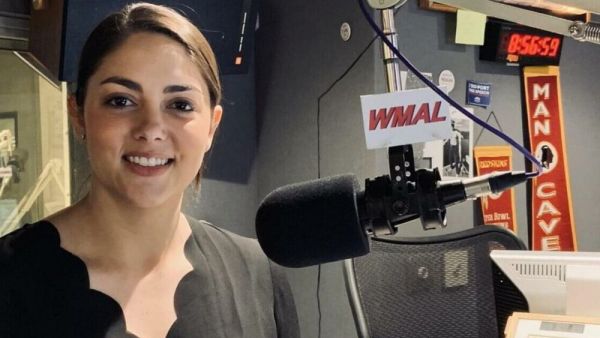 فصل مذيعة أميركية لسخريتها من ملابس نائبة الرئيس !