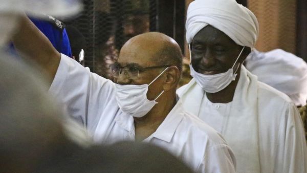 تأجيل محاكمة البشير في قضية انقلاب 1989