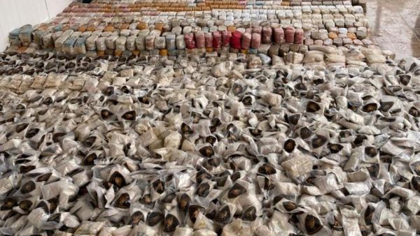 الاردن يحبط محاولة تهريب كمية مخدرات كبيرة من سوريا