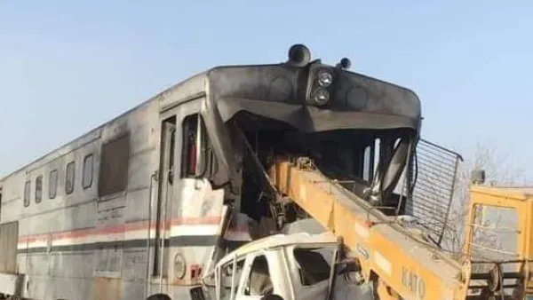 ثلاثة قتلى في اصطدام قطار برافعة في مصر