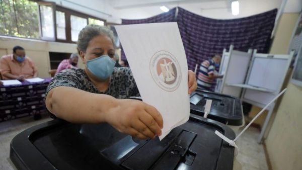 المصريون ينتخبون مجلس شيوخ جديدا