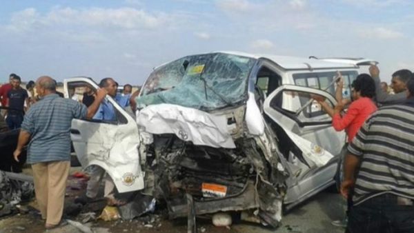 مصر: حادث سير مروع يودي بحياة 11 شخصا بينهم عروسان