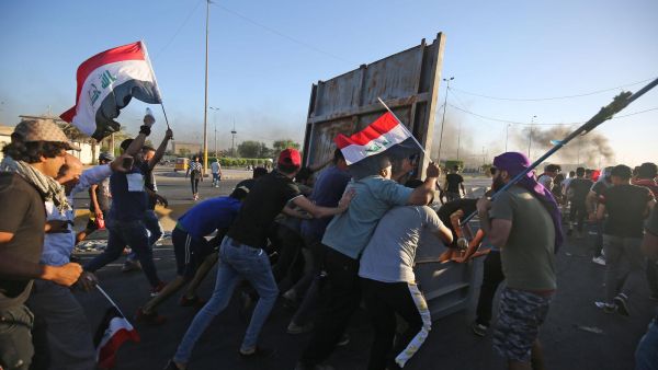 احتجاجات عنيفة في بغداد