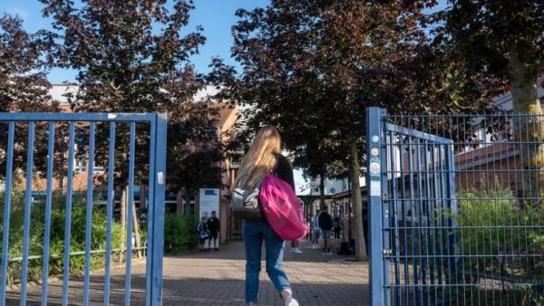 التلاميذ الألمان يبدأون عامهم الدراسي في ظل كورونا