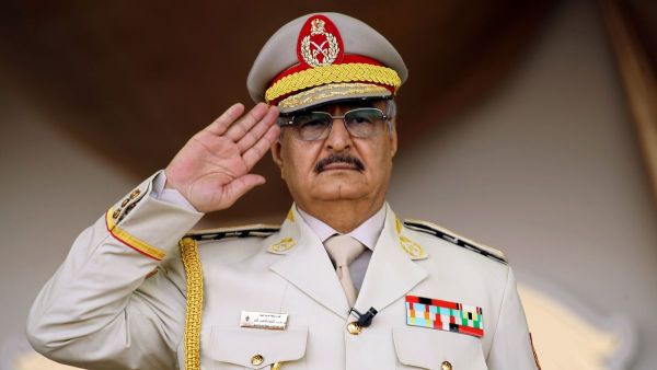 المشير خليفة حفتر قائد قوات شرق ليبيا