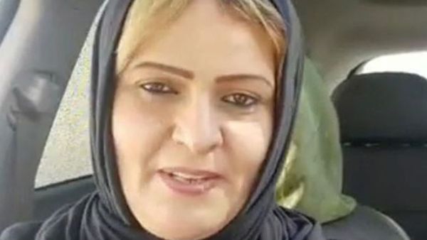 الناشطة حنان البرعصي