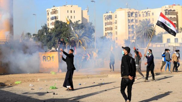 الحشد العراقي يدعو أنصاره للانسحاب من محيط السفارة الأميركية