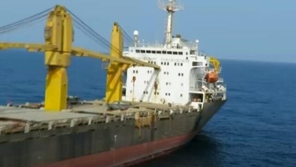 إيران تؤكد تعرض إحدى سفنها لانفجار قبالة سواحل جيبوتي