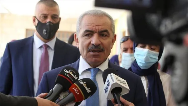 محمد اشتية، رئيس الوزراء الفلسطيني