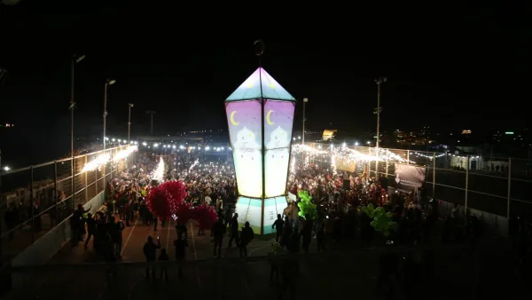 فانوس رمضان من برج اللقلق في القدس القديمة