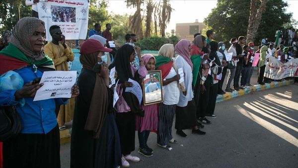 وقفة احتجاجية في الخرطوم في الذكرى الشهرية لفض الاعتصام