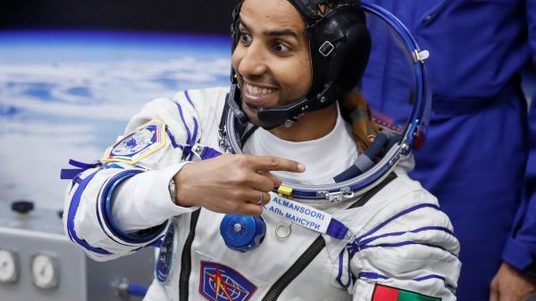 رائد الفضاء الإماراتي، هزاع المنصوري